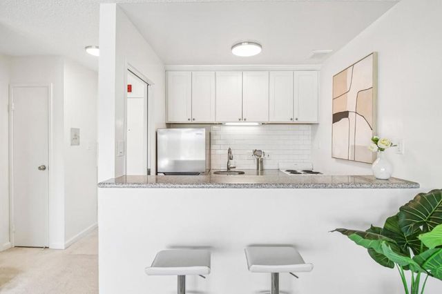 814 N Delaware Street 504, San Mateo, CA 94401