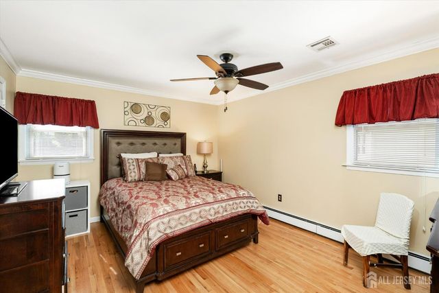 5 Ridgeview Road, Jamesburg, NJ 08831