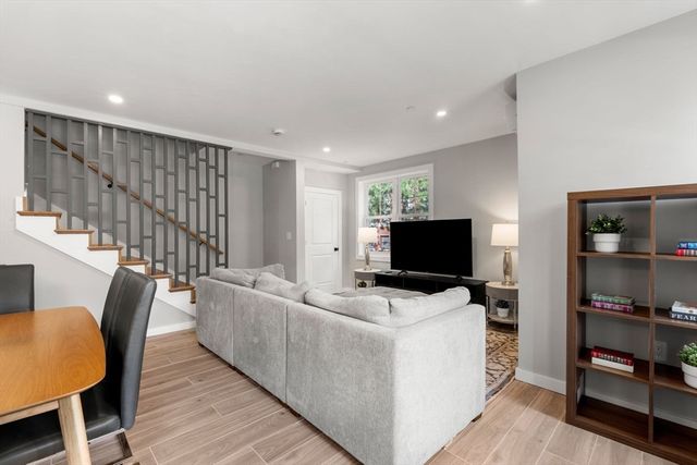 59 Perrin St, Boston, MA 02119