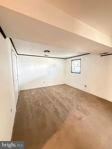 1234 PLEASANT VALLEY DR, Catonsville, MD 21228