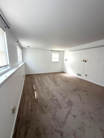 1234 PLEASANT VALLEY DR, Catonsville, MD 21228