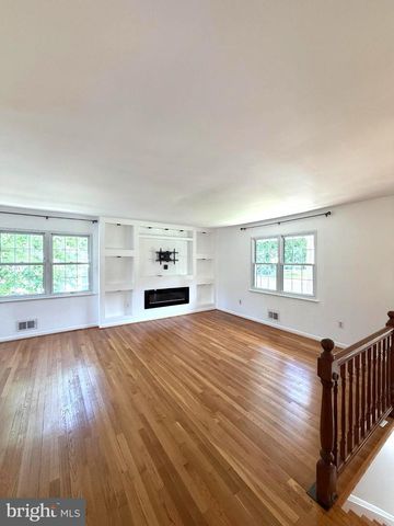 1234 PLEASANT VALLEY DR, Catonsville, MD 21228