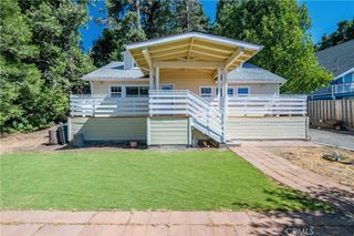 23882 Skyland Drive, Crestline, CA 92325