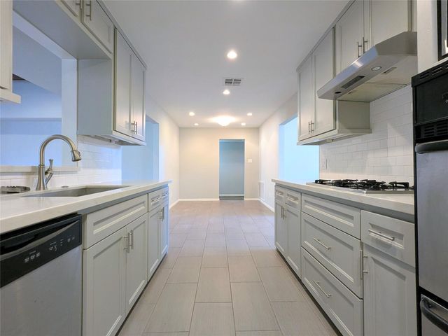 5022 Lamonte Lane, Houston, TX 77092