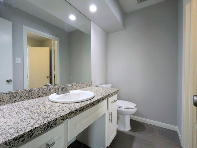 5022 Lamonte Lane, Houston, TX 77092