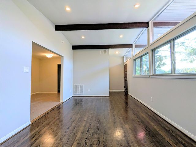 5022 Lamonte Lane, Houston, TX 77092