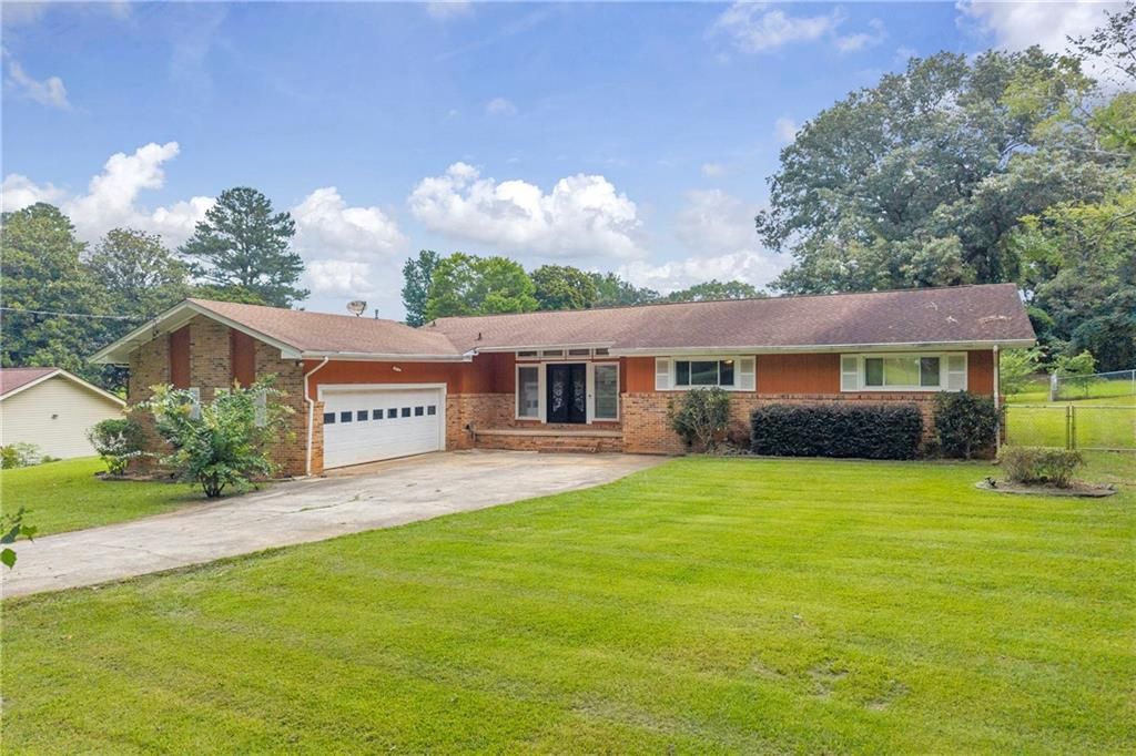 1542 S Indian Creek Drive, Stone Mountain, GA 30083
