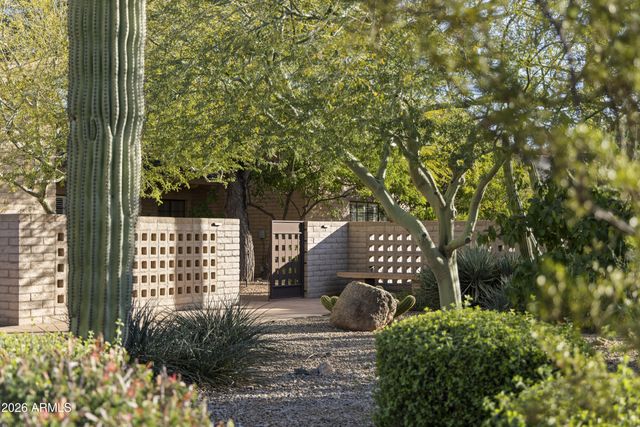 5124 E Desert Park Lane, Paradise Valley, AZ 85253