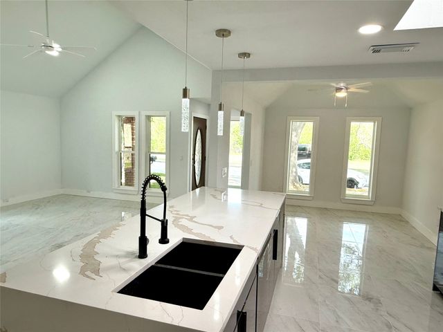 2025 San Miguel Drive, Plano, TX 75074