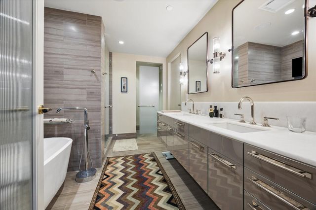 3433 Westheimer Road 504, Houston, TX 77027