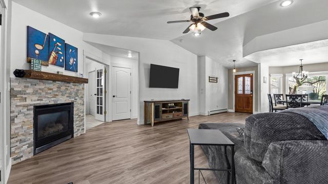 521 Liberty Cap Court, Grand Junction, CO 81507