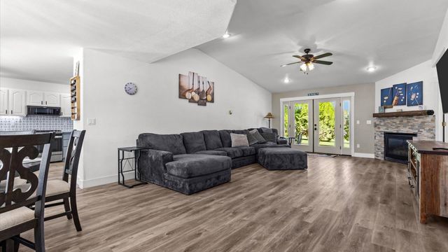 521 Liberty Cap Court, Grand Junction, CO 81507