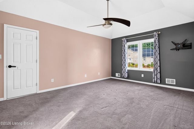 7603 Parkridge Trace, Louisville, KY 40214