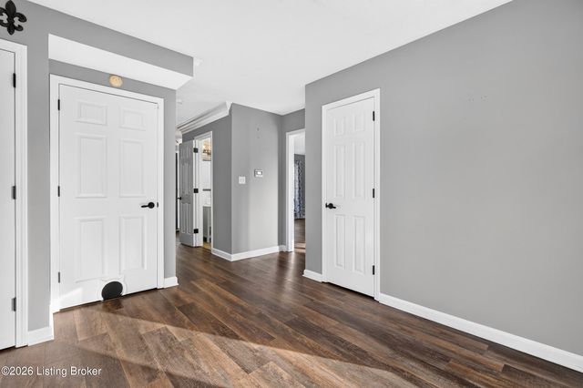 7603 Parkridge Trace, Louisville, KY 40214