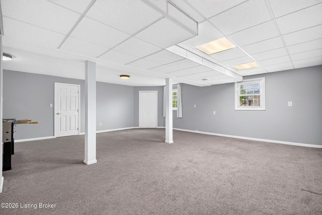 7603 Parkridge Trace, Louisville, KY 40214