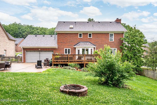 7603 Parkridge Trace, Louisville, KY 40214
