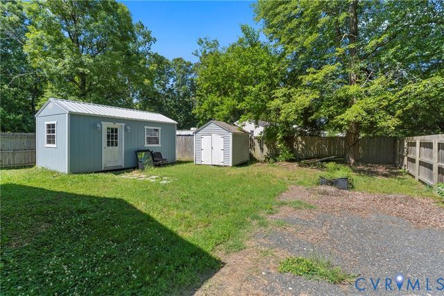 652 S Taylor St, Ashland, VA 23005