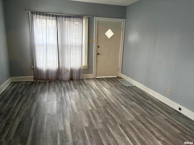 433 LINDEN, Centralia, IL 62801