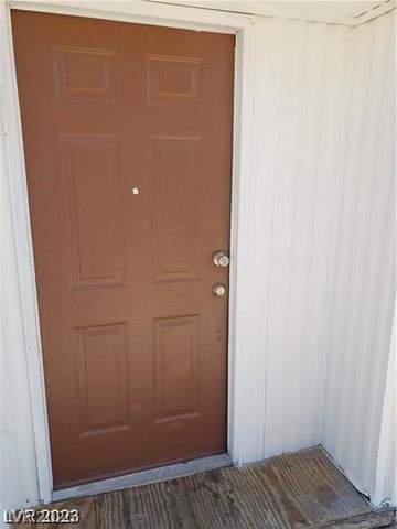 5556 Everglade Street, Las Vegas, NV 89142