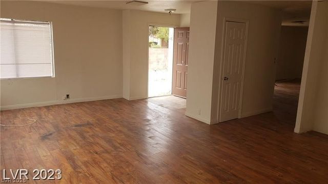 5556 Everglade Street, Las Vegas, NV 89142