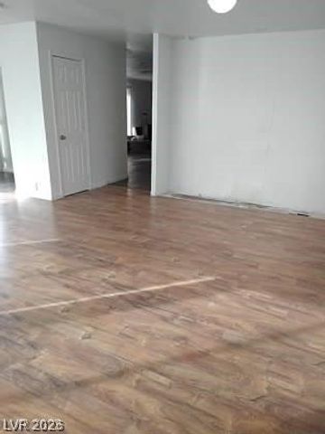 5556 Everglade Street, Las Vegas, NV 89142