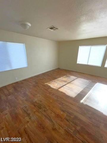 5556 Everglade Street, Las Vegas, NV 89142