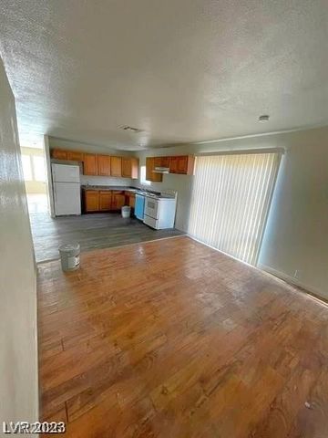 5556 Everglade Street, Las Vegas, NV 89142