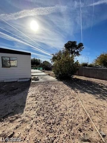 5556 Everglade Street, Las Vegas, NV 89142