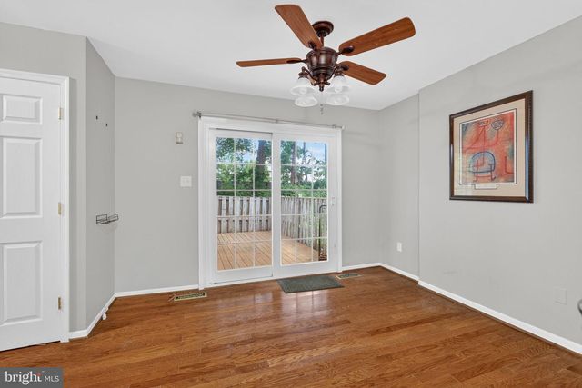 9821 OWENS CT, Fairfax, VA 22031