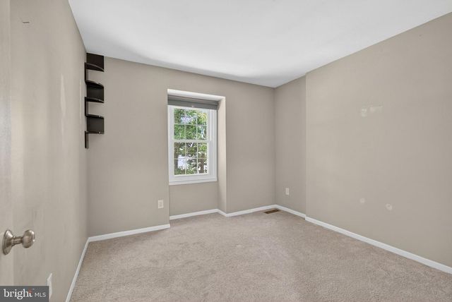 9821 OWENS CT, Fairfax, VA 22031