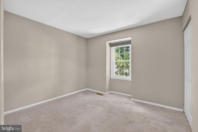 9821 OWENS CT, Fairfax, VA 22031