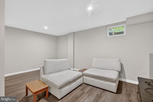 9821 OWENS CT, Fairfax, VA 22031