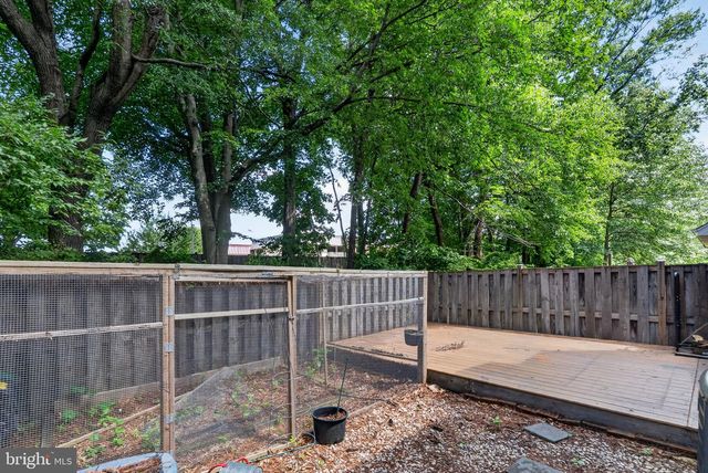 9821 OWENS CT, Fairfax, VA 22031