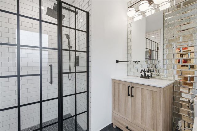 21 Audubon Gate, Miller Place, NY 11764