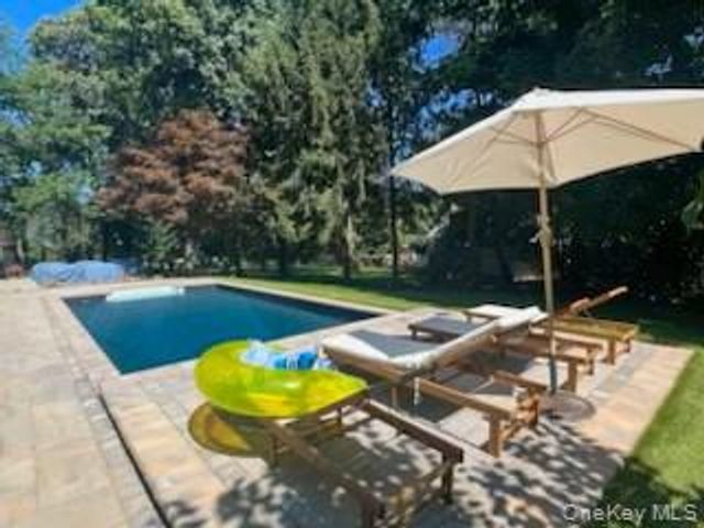 21 Audubon Gate, Miller Place, NY 11764