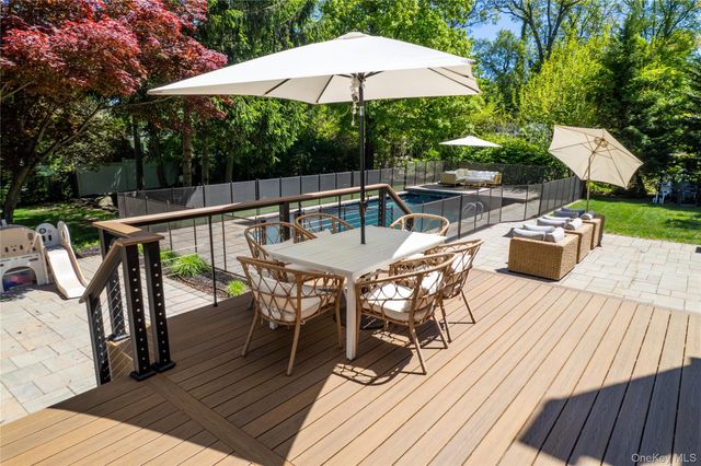 21 Audubon Gate, Miller Place, NY 11764