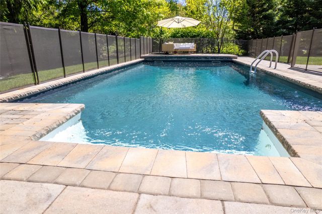 21 Audubon Gate, Miller Place, NY 11764