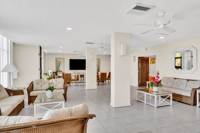 3200 N Highway A1A None 405, Fort Pierce, FL 34949
