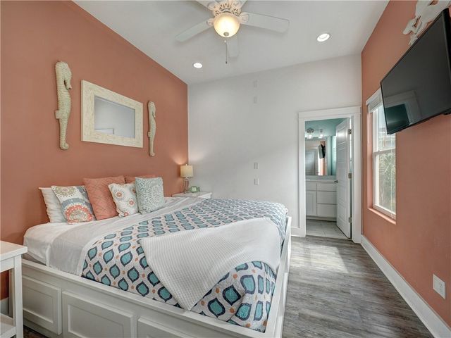 603 Sea Breeze Lane, Port Aransas, TX 78373