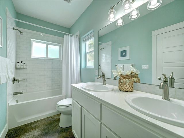603 Sea Breeze Lane, Port Aransas, TX 78373