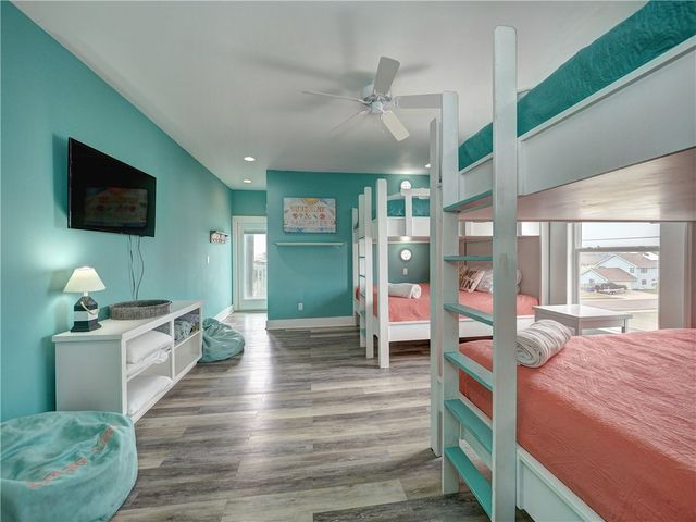 603 Sea Breeze Lane, Port Aransas, TX 78373