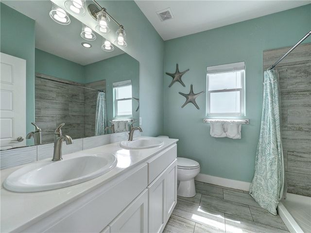 603 Sea Breeze Lane, Port Aransas, TX 78373
