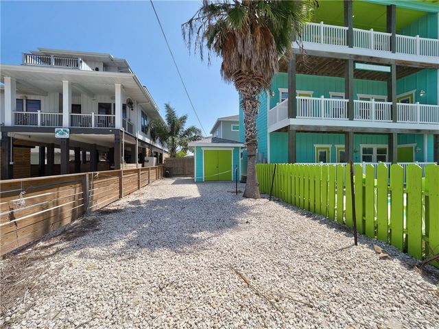 603 Sea Breeze Lane, Port Aransas, TX 78373