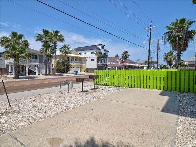 603 Sea Breeze Lane, Port Aransas, TX 78373