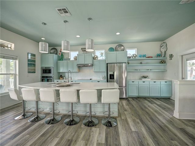 603 Sea Breeze Lane, Port Aransas, TX 78373