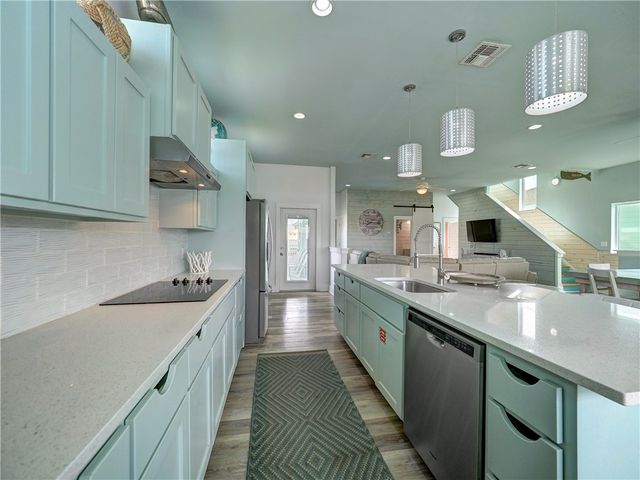 603 Sea Breeze Lane, Port Aransas, TX 78373