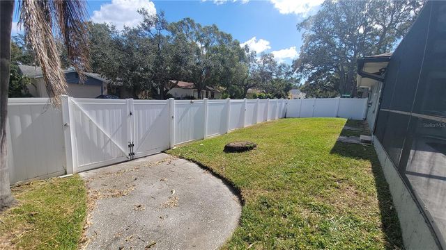 215 MEADOWCROSS DRIVE, Safety Harbor, FL 34695