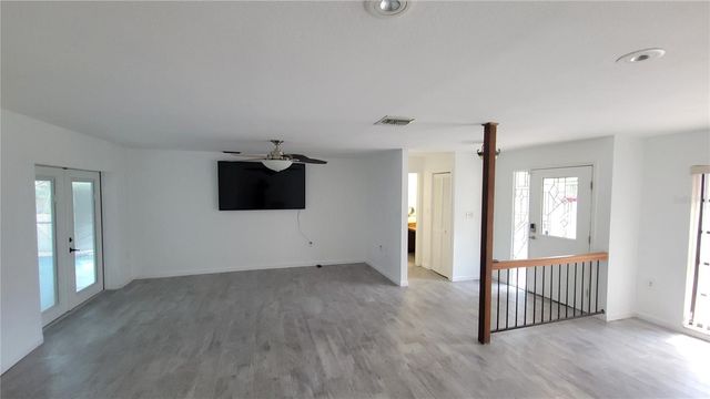 215 MEADOWCROSS DRIVE, Safety Harbor, FL 34695