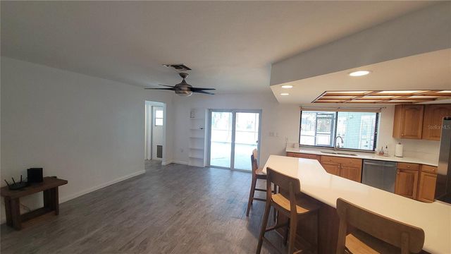 215 MEADOWCROSS DRIVE, Safety Harbor, FL 34695