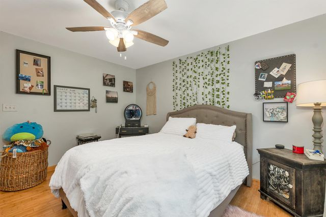 39 Beach Pond Road, Wolfeboro, NH 03894